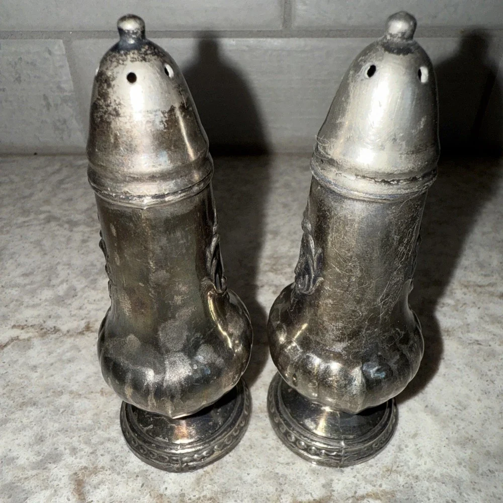 Vintage MCM Silver Plated Weighted Salt & Pepper Shakers Made In USA Tarnished